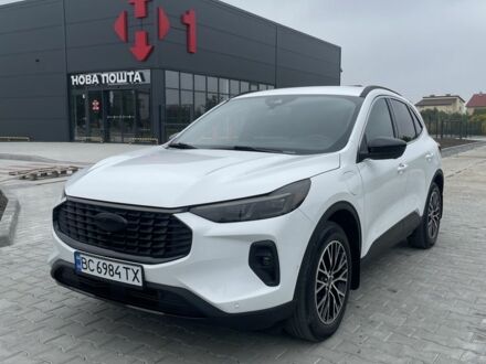 Білий Форд Ескейп, об'ємом двигуна 2.5 л та пробігом 68 тис. км за 24000 $, фото 1 на Automoto.ua