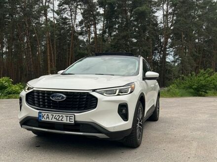 Білий Форд Ескейп, об'ємом двигуна 2.5 л та пробігом 21 тис. км за 30500 $, фото 1 на Automoto.ua