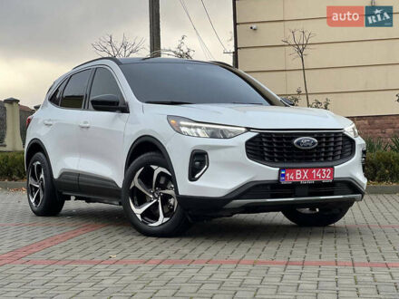 Форд Эскейп 2023 в Львове на Automoto.ua Белый Форд Эскейп, объемом двигателя 2.5 л и пробегом 18 тыс. км за 27500 $, фото 1 на Automoto.ua
