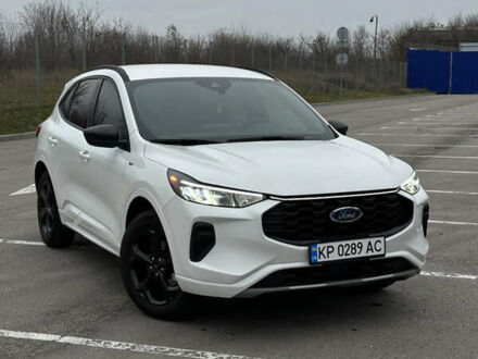 Белый Форд Эскейп, объемом двигателя 1.5 л и пробегом 31 тыс. км за 24500 $, фото 1 на Automoto.ua