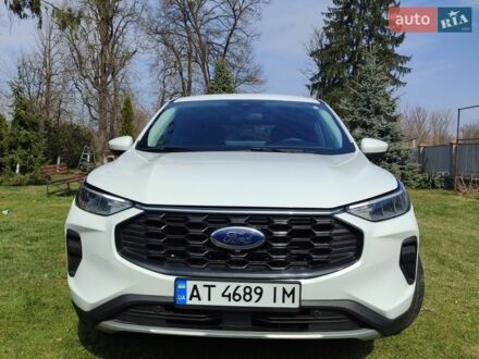 Белый Форд Эскейп, объемом двигателя 0 л и пробегом 8 тыс. км за 18650 $, фото 1 на Automoto.ua