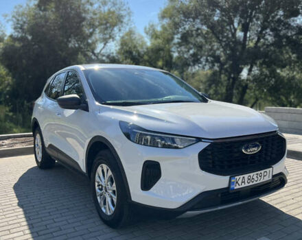 Білий Форд Ескейп, об'ємом двигуна 1.5 л та пробігом 14 тис. км за 22300 $, фото 1 на Automoto.ua