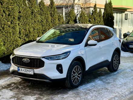 Белый Форд Эскейп, объемом двигателя 2.5 л и пробегом 11 тыс. км за 30500 $, фото 1 на Automoto.ua