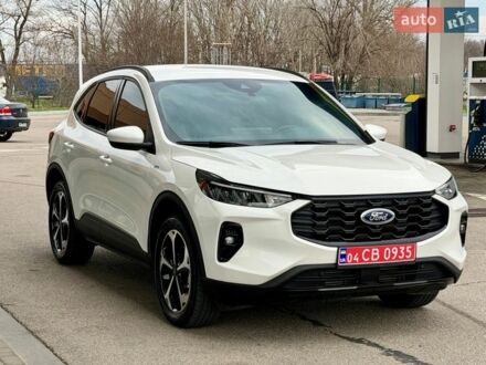 Белый Форд Эскейп, объемом двигателя 0 л и пробегом 6 тыс. км за 23700 $, фото 1 на Automoto.ua