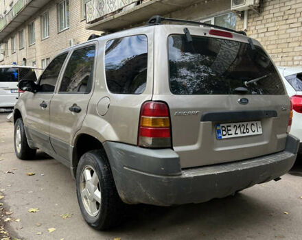 Бежевий Форд Ескейп, об'ємом двигуна 1.99 л та пробігом 164 тис. км за 3800 $, фото 3 на Automoto.ua