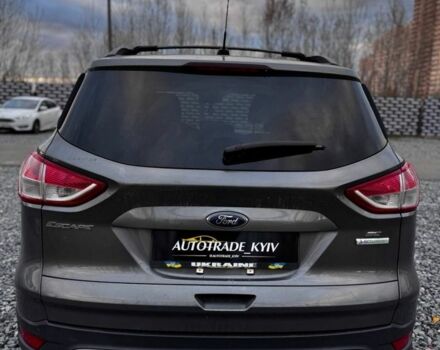 Бежевый Форд Эскейп, объемом двигателя 1.6 л и пробегом 233 тыс. км за 6000 $, фото 3 на Automoto.ua