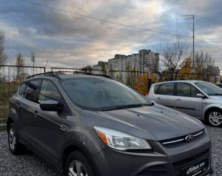 Бежевый Форд Эскейп, объемом двигателя 1.6 л и пробегом 233 тыс. км за 6000 $, фото 1 на Automoto.ua