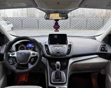 Бежевый Форд Эскейп, объемом двигателя 1.6 л и пробегом 233 тыс. км за 6000 $, фото 6 на Automoto.ua