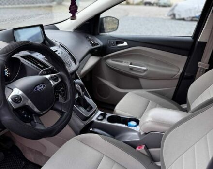 Бежевый Форд Эскейп, объемом двигателя 1.6 л и пробегом 233 тыс. км за 6000 $, фото 7 на Automoto.ua