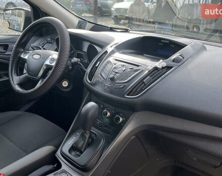 Бежевий Форд Ескейп, об'ємом двигуна 2.49 л та пробігом 199 тис. км за 11990 $, фото 13 на Automoto.ua