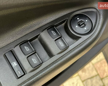 Бежевий Форд Ескейп, об'ємом двигуна 2.49 л та пробігом 199 тис. км за 11990 $, фото 16 на Automoto.ua