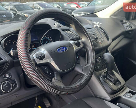 Бежевий Форд Ескейп, об'ємом двигуна 2.49 л та пробігом 199 тис. км за 11990 $, фото 10 на Automoto.ua