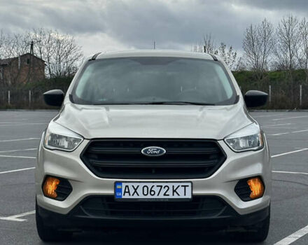 Бежевый Форд Эскейп, объемом двигателя 2.49 л и пробегом 110 тыс. км за 13300 $, фото 2 на Automoto.ua