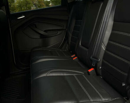 Бежевый Форд Эскейп, объемом двигателя 1.5 л и пробегом 145 тыс. км за 13799 $, фото 6 на Automoto.ua