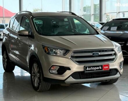 Бежевый Форд Эскейп, объемом двигателя 2 л и пробегом 195 тыс. км за 13490 $, фото 2 на Automoto.ua