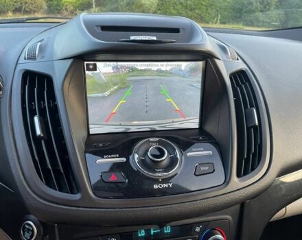 Бежевий Форд Ескейп, об'ємом двигуна 2 л та пробігом 157 тис. км за 15000 $, фото 10 на Automoto.ua