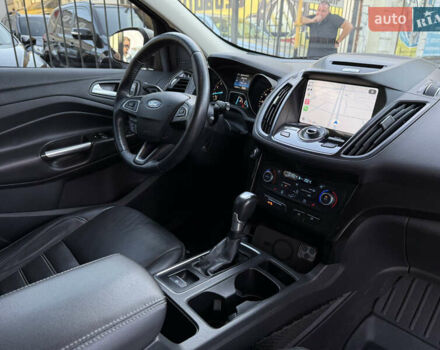 Бежевий Форд Ескейп, об'ємом двигуна 1.5 л та пробігом 143 тис. км за 13999 $, фото 44 на Automoto.ua