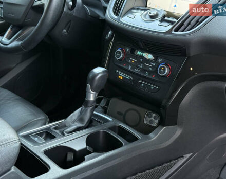 Бежевий Форд Ескейп, об'ємом двигуна 1.5 л та пробігом 143 тис. км за 13999 $, фото 46 на Automoto.ua