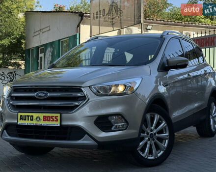 Бежевий Форд Ескейп, об'ємом двигуна 1.5 л та пробігом 143 тис. км за 13999 $, фото 1 на Automoto.ua