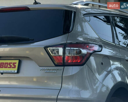 Бежевий Форд Ескейп, об'ємом двигуна 1.5 л та пробігом 143 тис. км за 13999 $, фото 15 на Automoto.ua