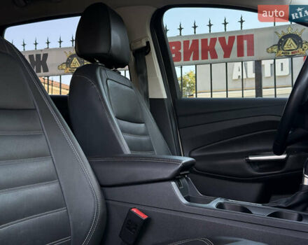 Бежевий Форд Ескейп, об'ємом двигуна 1.5 л та пробігом 143 тис. км за 14500 $, фото 42 на Automoto.ua