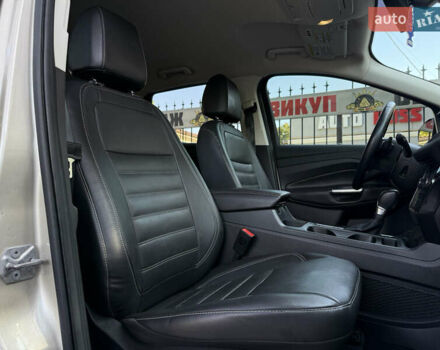 Бежевий Форд Ескейп, об'ємом двигуна 1.5 л та пробігом 143 тис. км за 13999 $, фото 41 на Automoto.ua