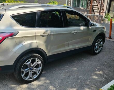 Бежевый Форд Эскейп, объемом двигателя 2 л и пробегом 133 тыс. км за 14500 $, фото 16 на Automoto.ua