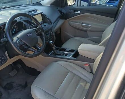 Форд Эскейп 2016 в Львове на Automoto.ua Бежевый Форд Эскейп, объемом двигателя 1.5 л и пробегом 168 тыс. км за 13300 $, фото 4 на Automoto.ua