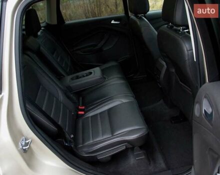 Бежевый Форд Эскейп, объемом двигателя 2 л и пробегом 141 тыс. км за 14900 $, фото 29 на Automoto.ua