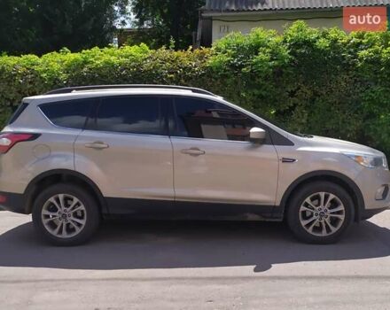 Бежевый Форд Эскейп, объемом двигателя 1.5 л и пробегом 152 тыс. км за 12420 $, фото 5 на Automoto.ua