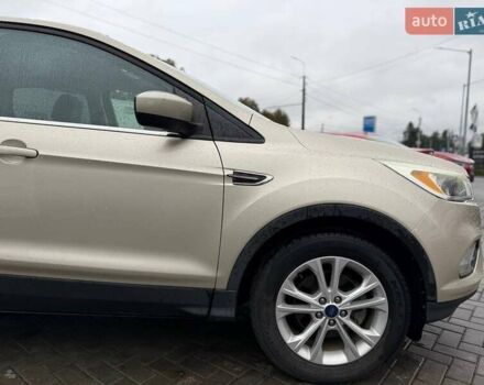 Форд Эскейп 2017 в Луцке на Automoto.ua Бежевый Форд Эскейп, объемом двигателя 1.5 л и пробегом 139 тыс. км за 10500 $, фото 9 на Automoto.ua