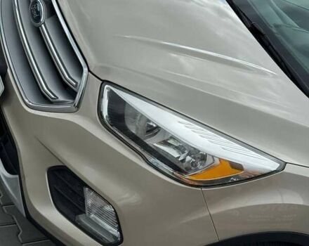 Бежевый Форд Эскейп, объемом двигателя 1.5 л и пробегом 111 тыс. км за 12900 $, фото 3 на Automoto.ua