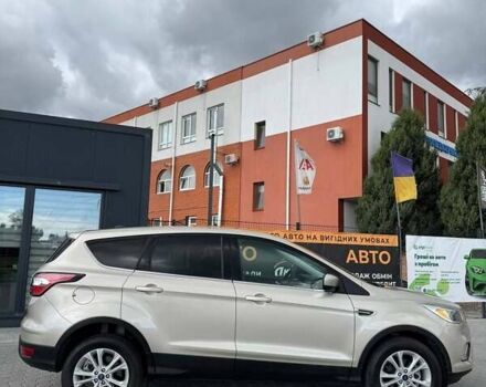 Бежевый Форд Эскейп, объемом двигателя 1.5 л и пробегом 111 тыс. км за 12900 $, фото 5 на Automoto.ua