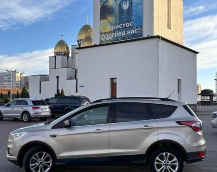 Бежевый Форд Эскейп, объемом двигателя 0 л и пробегом 164 тыс. км за 10900 $, фото 3 на Automoto.ua