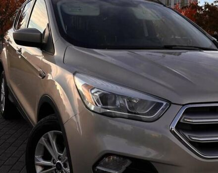 Бежевый Форд Эскейп, объемом двигателя 0 л и пробегом 164 тыс. км за 10900 $, фото 13 на Automoto.ua