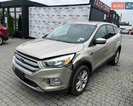 Бежевый Форд Эскейп, объемом двигателя 1.5 л и пробегом 158 тыс. км за 8999 $, фото 1 на Automoto.ua