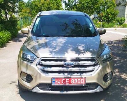 Бежевый Форд Эскейп, объемом двигателя 2 л и пробегом 116 тыс. км за 13300 $, фото 4 на Automoto.ua