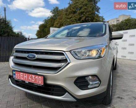 Бежевий Форд Ескейп, об'ємом двигуна 1.5 л та пробігом 158 тис. км за 10800 $, фото 8 на Automoto.ua