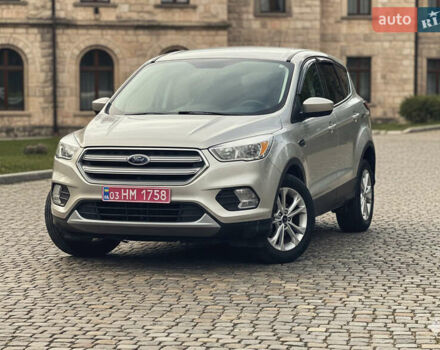 Бежевый Форд Эскейп, объемом двигателя 1.5 л и пробегом 236 тыс. км за 9150 $, фото 4 на Automoto.ua