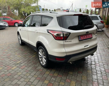 Бежевий Форд Ескейп, об'ємом двигуна 1.5 л та пробігом 227 тис. км за 13400 $, фото 1 на Automoto.ua