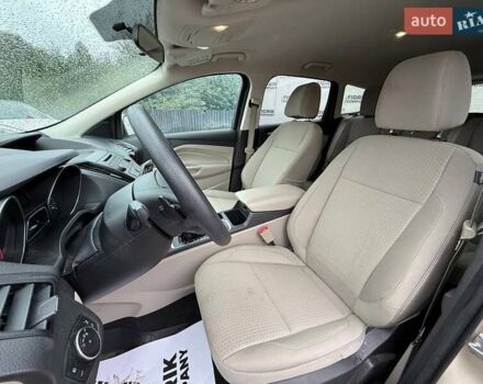 Форд Эскейп 2017 в Луцке на Automoto.ua Бежевый Форд Эскейп, объемом двигателя 1.5 л и пробегом 139 тыс. км за 10500 $, фото 10 на Automoto.ua