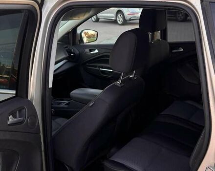 Бежевый Форд Эскейп, объемом двигателя 0 л и пробегом 164 тыс. км за 10899 $, фото 13 на Automoto.ua