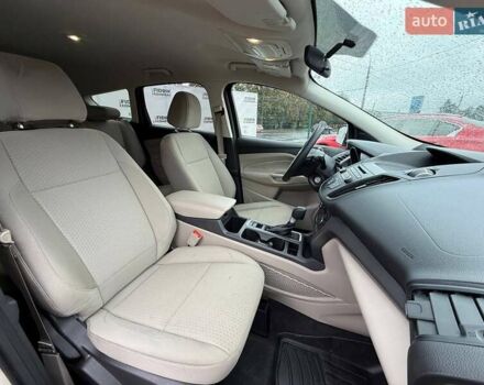 Форд Эскейп 2017 в Луцке на Automoto.ua Бежевый Форд Эскейп, объемом двигателя 1.5 л и пробегом 139 тыс. км за 10500 $, фото 7 на Automoto.ua