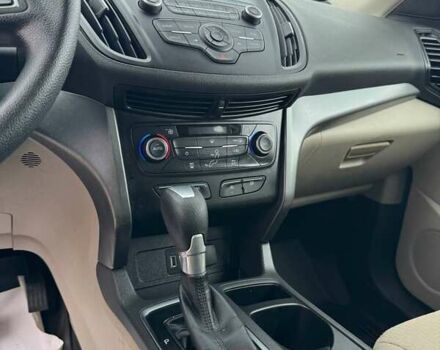 Бежевый Форд Эскейп, объемом двигателя 1.5 л и пробегом 111 тыс. км за 12900 $, фото 12 на Automoto.ua