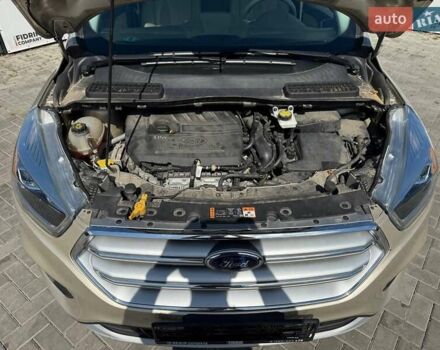 Бежевий Форд Ескейп, об'ємом двигуна 1.5 л та пробігом 158 тис. км за 10800 $, фото 11 на Automoto.ua