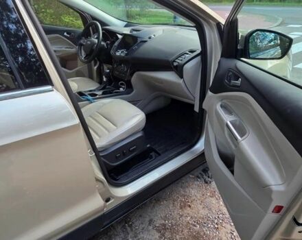 Бежевий Форд Ескейп, об'ємом двигуна 0 л та пробігом 72 тис. км за 9300 $, фото 8 на Automoto.ua