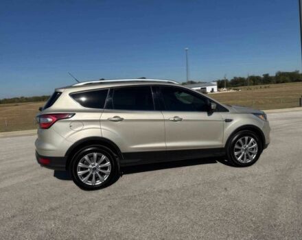 Бежевый Форд Эскейп, объемом двигателя 2 л и пробегом 62 тыс. км за 6700 $, фото 2 на Automoto.ua