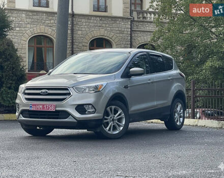 Бежевый Форд Эскейп, объемом двигателя 1.5 л и пробегом 236 тыс. км за 9150 $, фото 3 на Automoto.ua