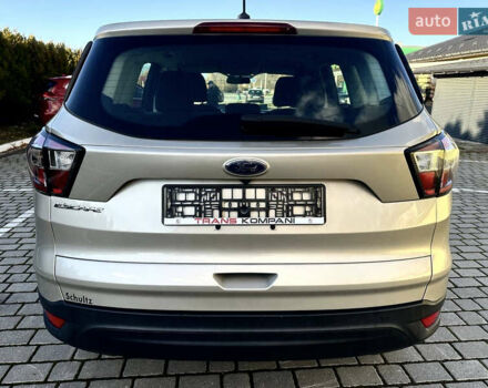 Бежевый Форд Эскейп, объемом двигателя 2.5 л и пробегом 190 тыс. км за 10199 $, фото 2 на Automoto.ua
