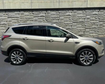 Бежевый Форд Эскейп, объемом двигателя 1.5 л и пробегом 57 тыс. км за 3700 $, фото 7 на Automoto.ua